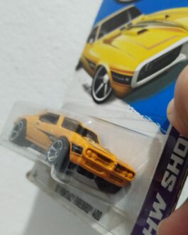Hot Wheels 1967 Pontiac Firebird 400 (HW Showroom)