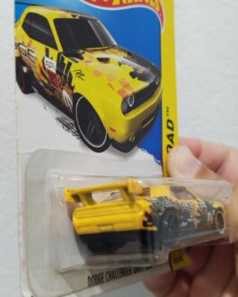 Hot Wheels Dodge Challenger Drift Car (HW Off-Road)