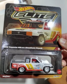 Hot Wheels Elite 64 Toyota Hilux Stadium Truck