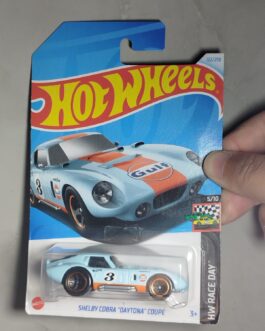 Hot Wheels Shelby Cobra Daytona Coupe (Gulf) (HW Race Day)