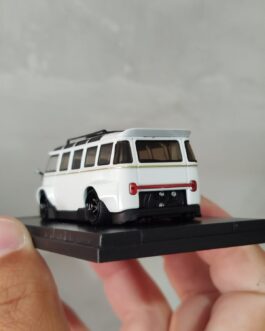 Inspire Model Premium: VW Kombi Camper Robert Design (Edição Limitada)