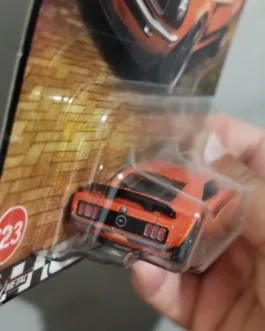 Hot Wheels Premium Boulevard 69 Ford Mustang Boss 302