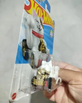 Hot Wheels 2025 Maneki-neko Lucky Cat 234/250