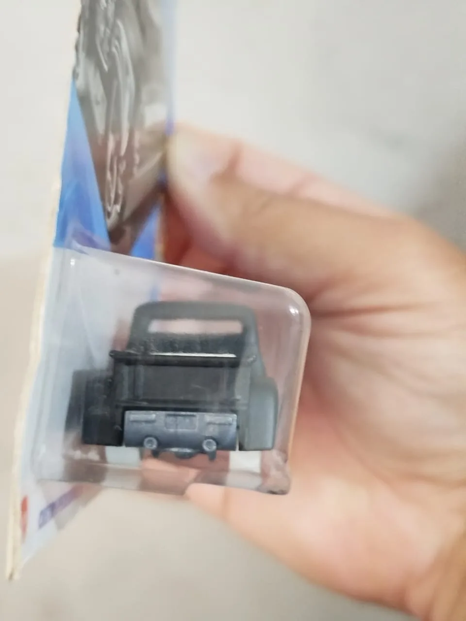 Hot Wheels Custom 56 Ford Truck - Coleção Especial 2025 (Dia de los Muertos) - Imagem 5
