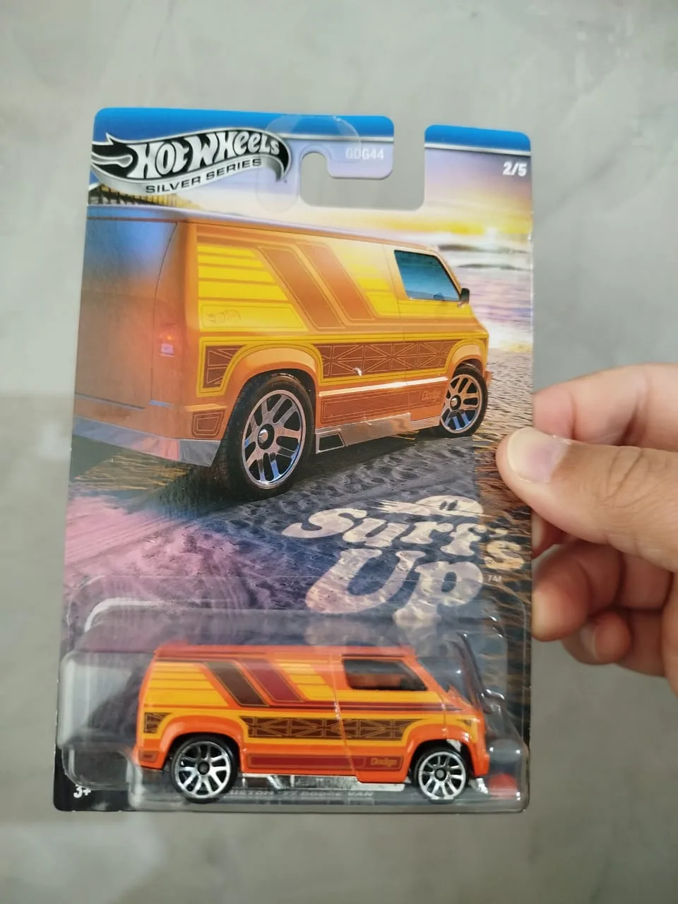 Hot Wheels Custom 77 Dodge Van Surfs Up Rara Lacrada