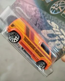 Hot Wheels Custom 77 Dodge Van Surfs Up Rara Lacrada
