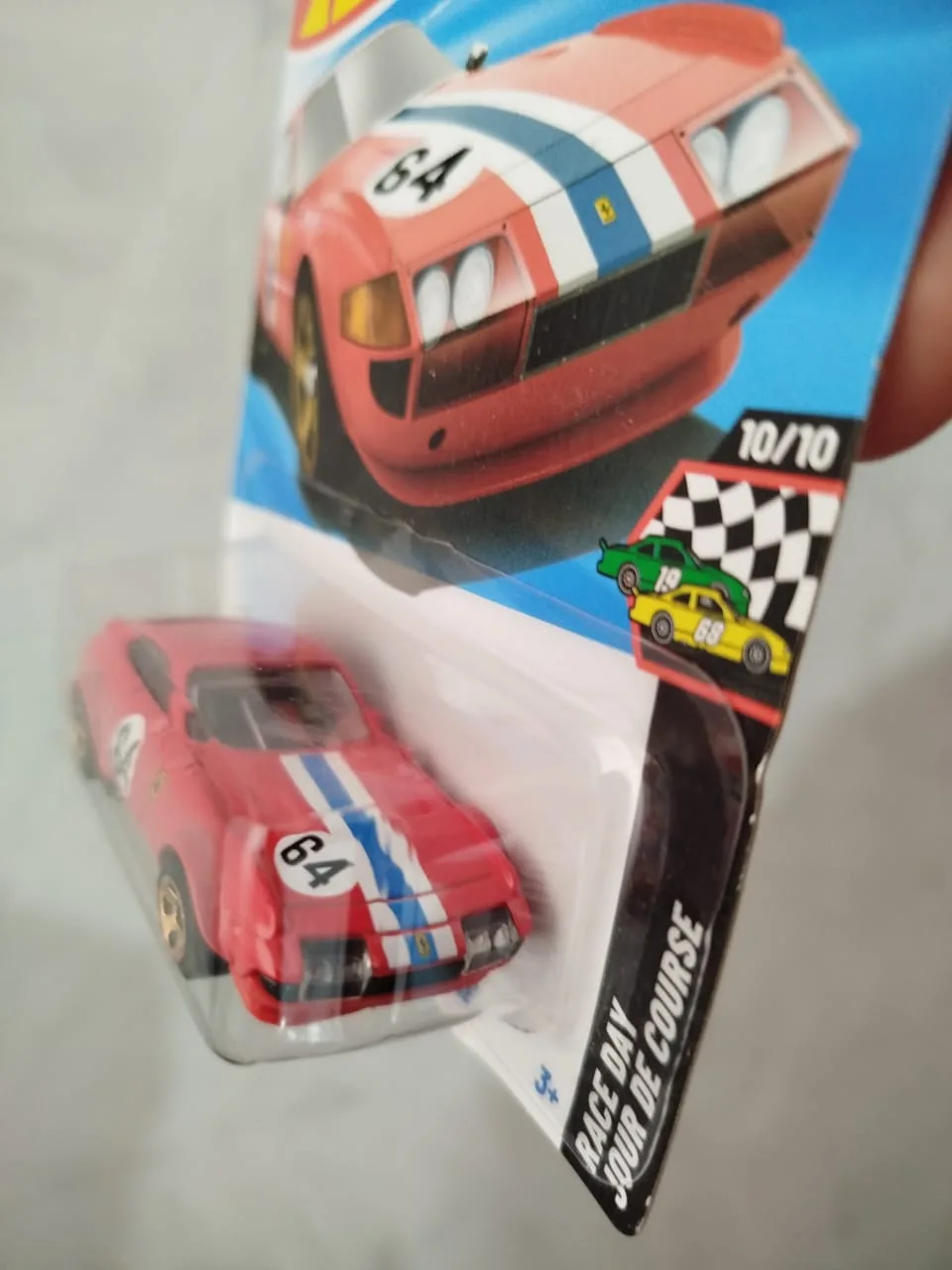 Hot Wheels Ferrari 365 GTB4 Competizione Vermelha 2025 - Imagem 4