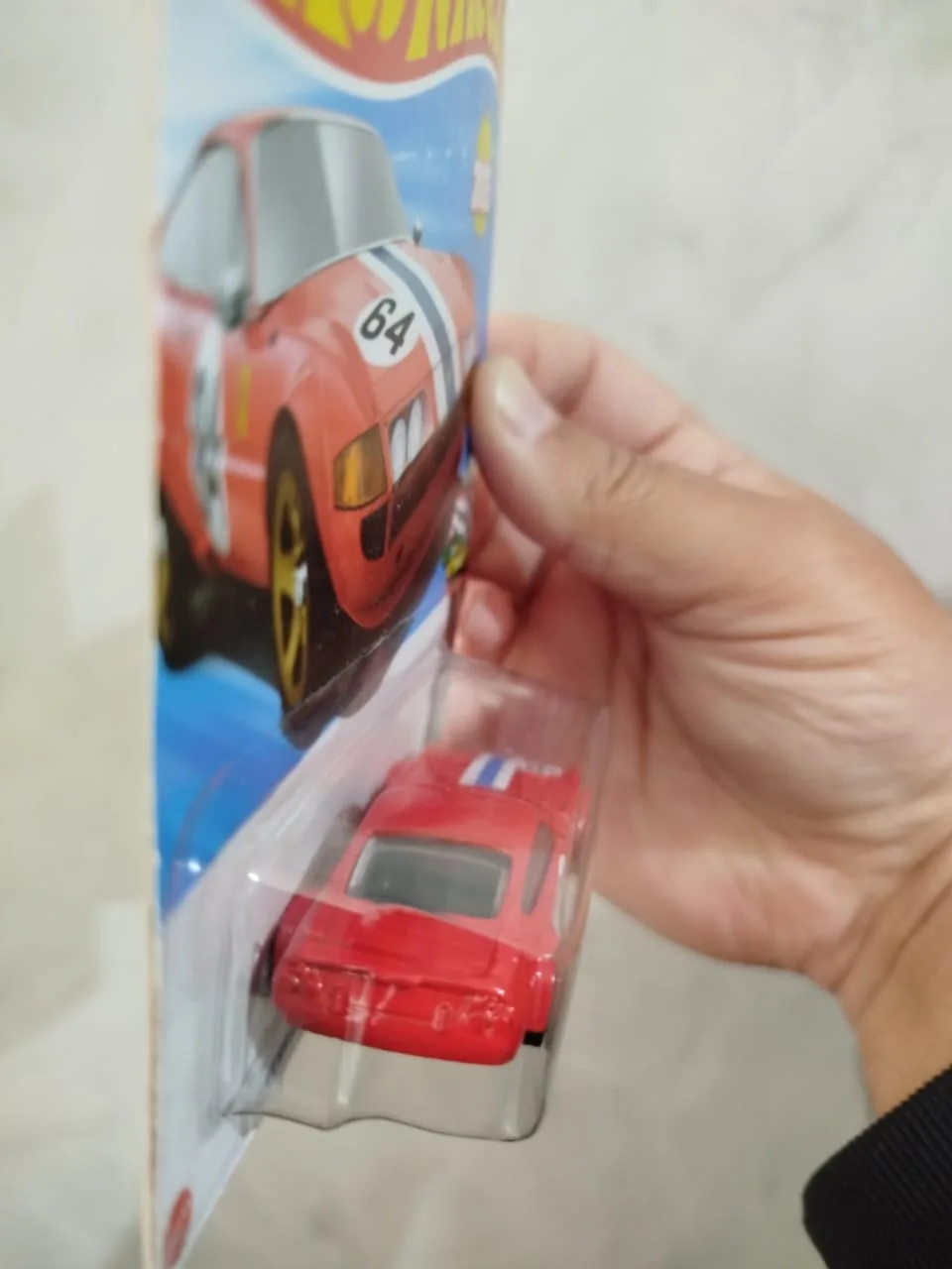 Hot Wheels Ferrari 365 GTB4 Competizione Vermelha 2025 - Imagem 5